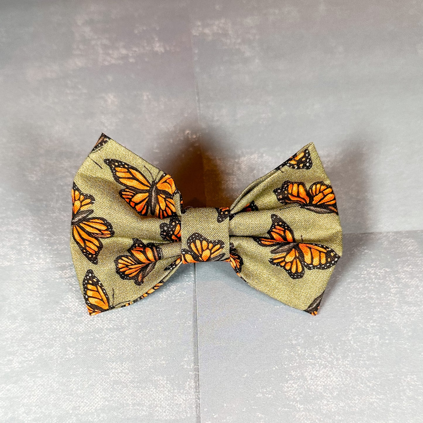 Monarch Butterflies Spring Bow Tie