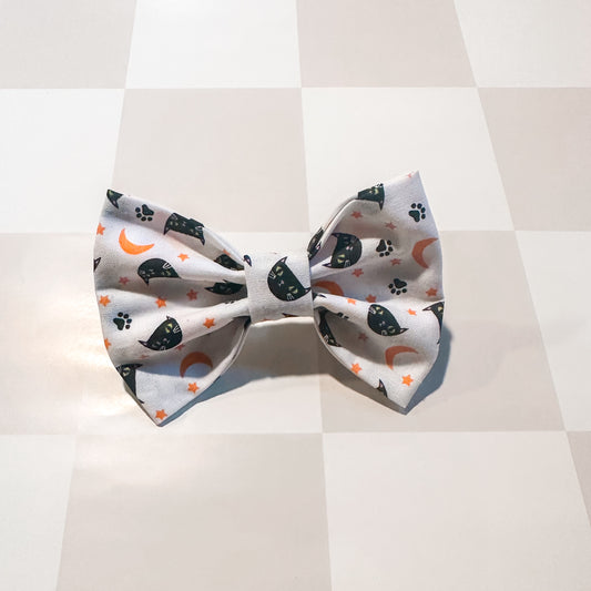 Black Cat Halloween Fall Bow Tie